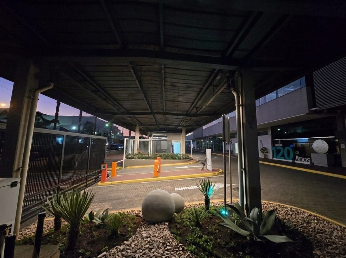 Entrada antes da iluminação